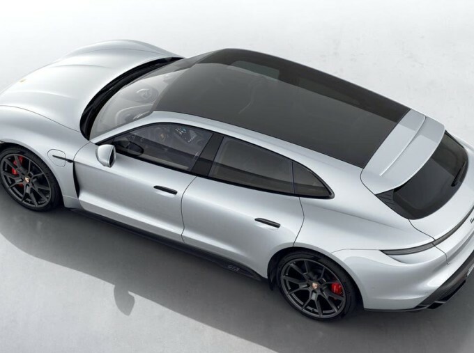 Porsche Taycan Performance Plus 93.4Kwh Gts Sport Turismo 4W Silver #4