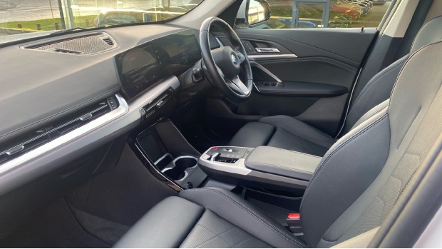 BMW X1 1.5 18I Sport Suv Dct Sdrive 136 Ps Black #7