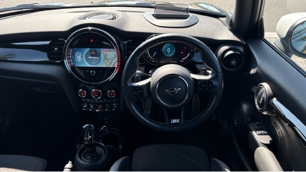 Mini Hatch John Cooper Works Anniversary Edition Steptronic E WO71FWU Green #5