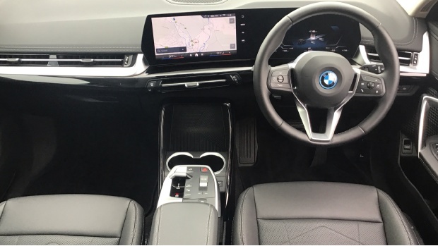 BMW iX1 Suv Green #5
