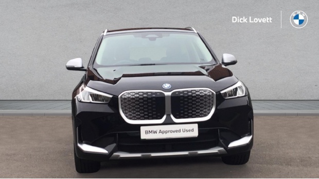 BMW iX1 Suv Green #16
