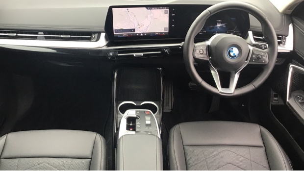 BMW iX1 Suv Green #4