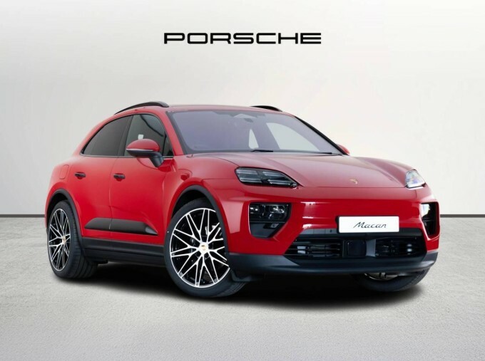 Porsche Macan 100Kwh 5-Door Red