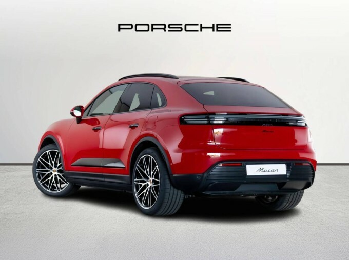 Porsche Macan 100Kwh 5-Door Red #3
