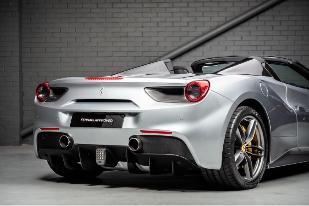 Ferrari 488 2dr Auto #27