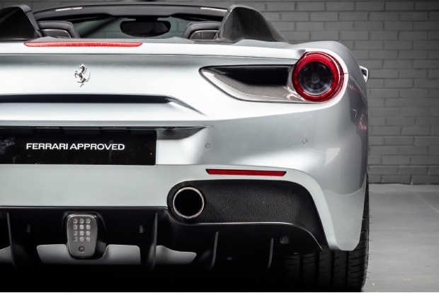 Ferrari 488 2dr Auto #31