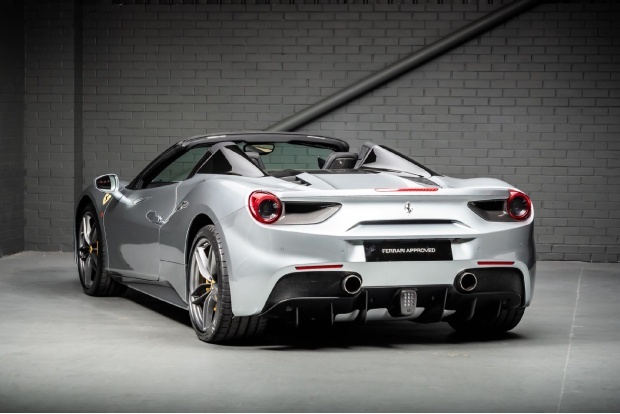 Ferrari 488 2dr Auto #8