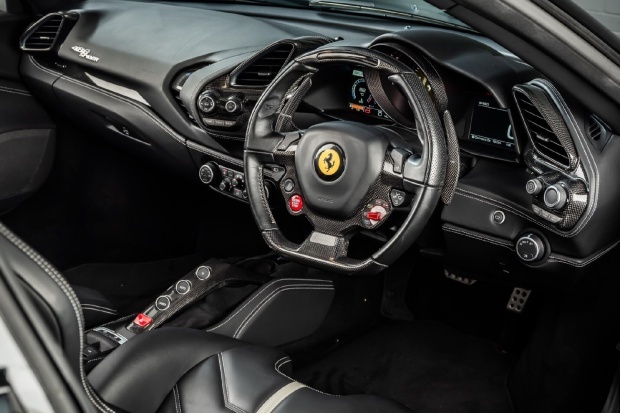 Ferrari 488 2dr Auto #38