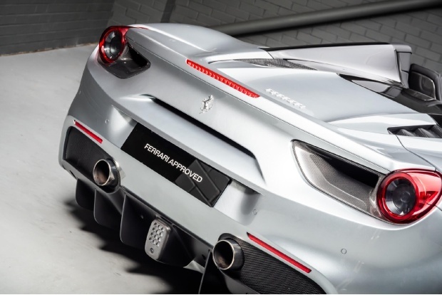 Ferrari 488 2dr Auto #28