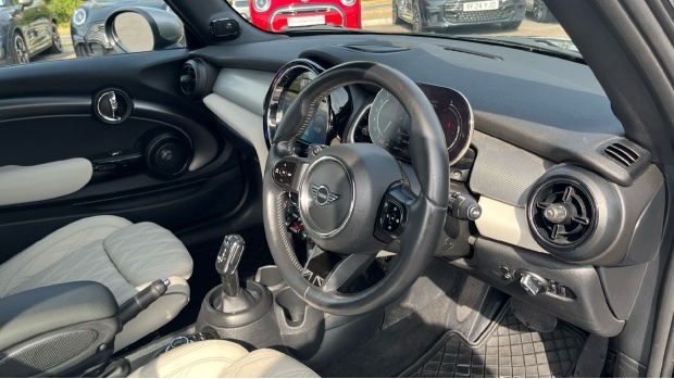Mini Convertible Cooper S Exclusive Steptronic Euro 6 FV24UNJ Black #6