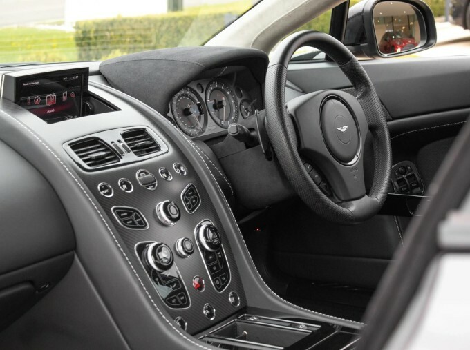 Aston Martin Vantage V8 N430 Sportshift Euro 6 2-Door B22RCO Silver #5