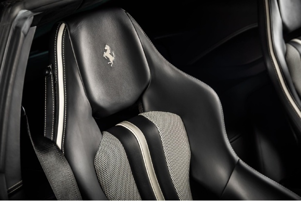 Ferrari 812 Superfast Automatic #40