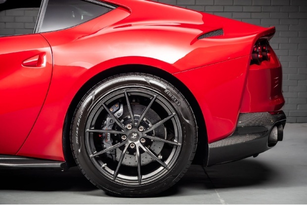Ferrari 812 Superfast Automatic #30