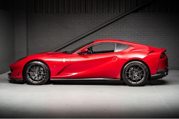 Ferrari 812 Superfast Automatic #11