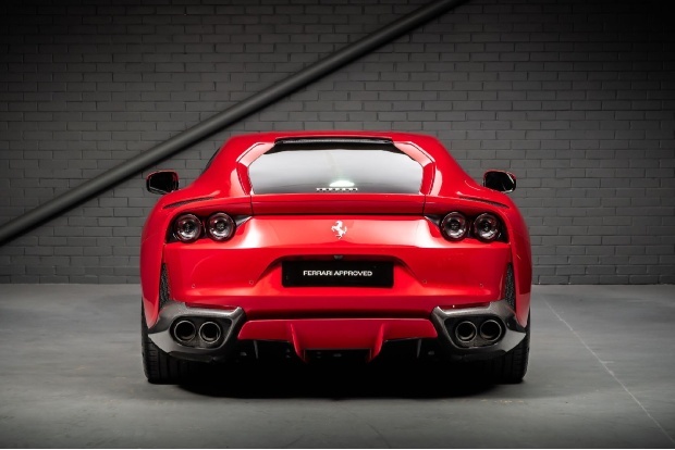 Ferrari 812 Superfast Automatic #7