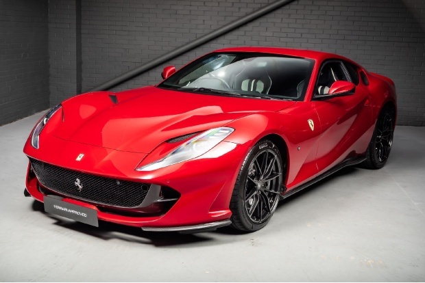Ferrari 812 Superfast Automatic #18