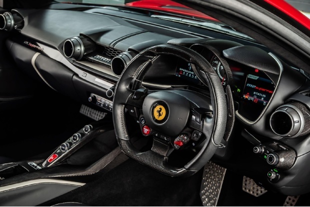 Ferrari 812 Superfast Automatic #32