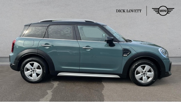 Mini Countryman Cooper Classic Steptronic Euro 6 WO21FMF Green #3