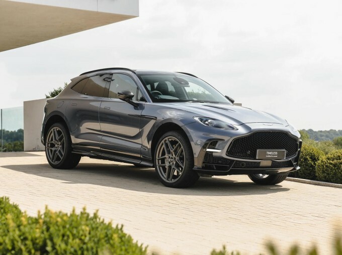 Aston Martin DBX V8 S Euro 6 Blue