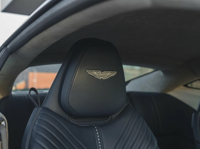 Aston Martin DB11 V8 #16