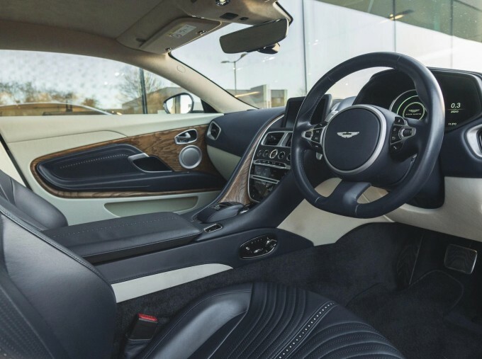 Aston Martin DB11 V12 Euro 6 2-Door White #2