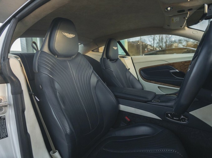 Aston Martin DB11 V12 Euro 6 2-Door White #4