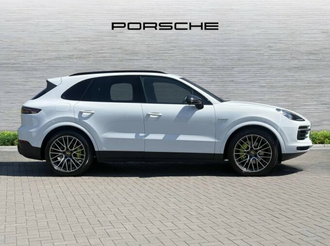 Porsche Cayenne V6 E-hybrid 14.1Kwh Tiptronics Euro 6 3.6Kw Charg White #3