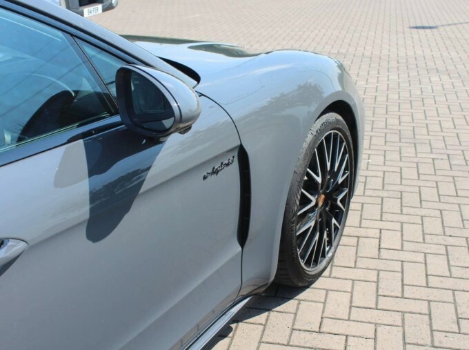 Porsche Panamera 4 E-hybrid Green #16