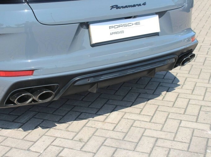 Porsche Panamera 4 E-hybrid Green #24