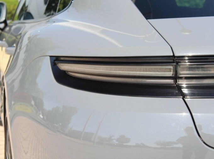 Porsche Panamera 4 E-hybrid Green #22