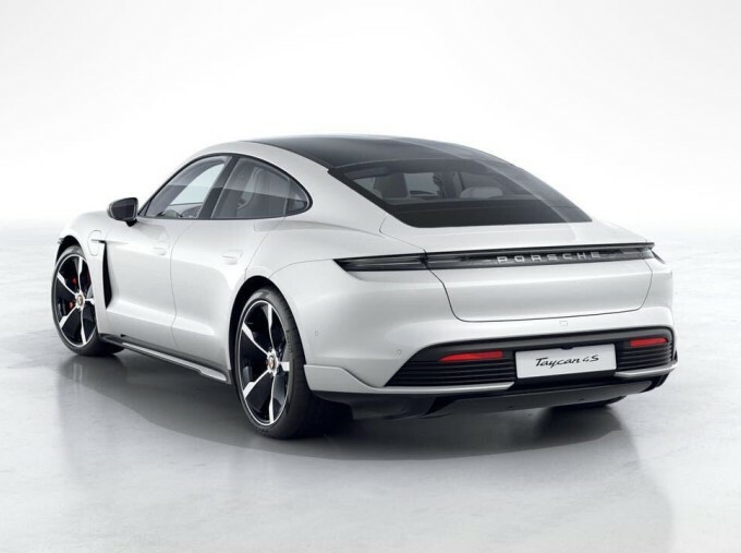 Porsche Taycan Performance Plus 93.4Kwh 4S 4Wd 4-Door White #3