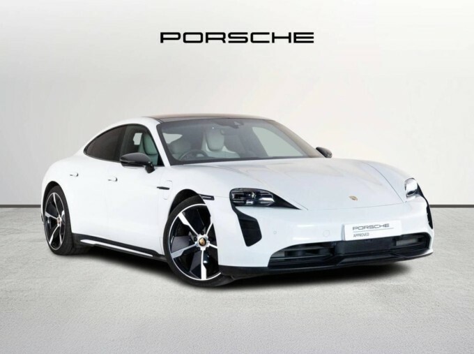 Porsche Taycan Performance Plus 93.4Kwh 4S YA70JWG White