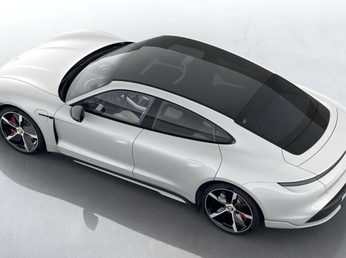 Porsche Taycan Performance Plus 93.4Kwh 4S 4Wd 4-Door White #4