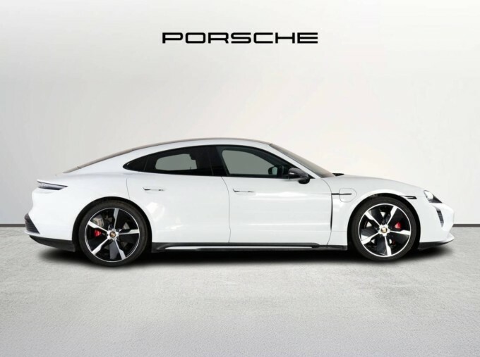Porsche Taycan Performance Plus 93.4Kwh 4S YA70JWG White #2