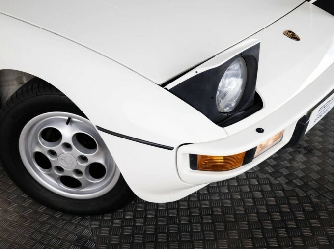 Porsche 924 2.5L S 160 Bhp Black #19