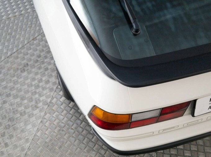 Porsche 924 2.5L S 160 Bhp Black #13