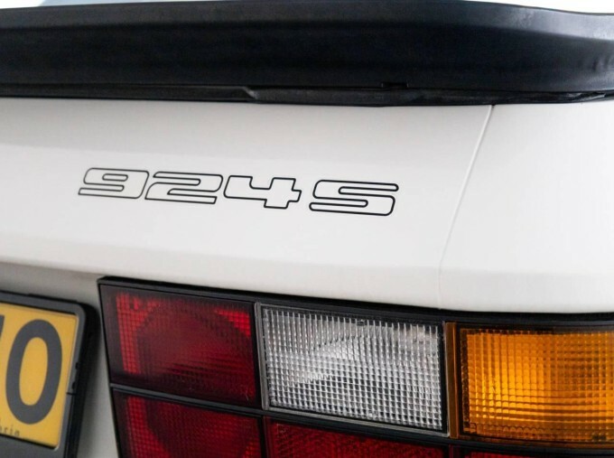 Porsche 924 2.5L S 160 Bhp Black #20
