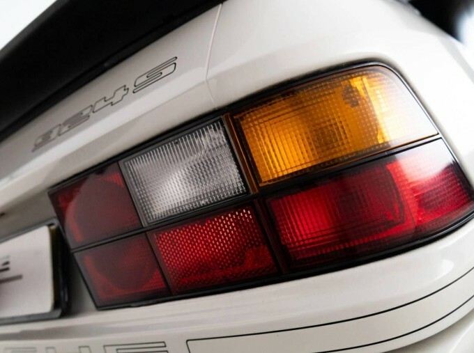 Porsche 924 2.5L S 160 Bhp Black #16