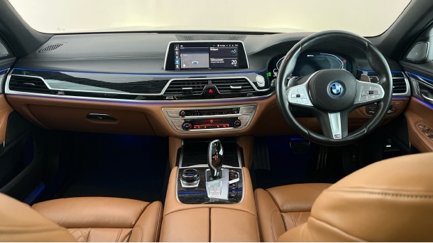 BMW 7 Series 745E 12Kwh M Sport Euro 6 White #4