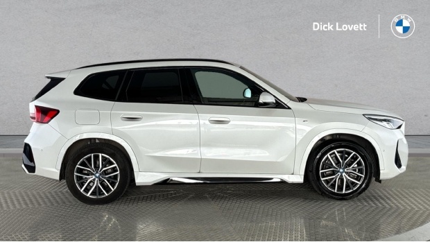 BMW iX1 30 66.5Kwh M Sport Xdrive 11Kw Charger White #3