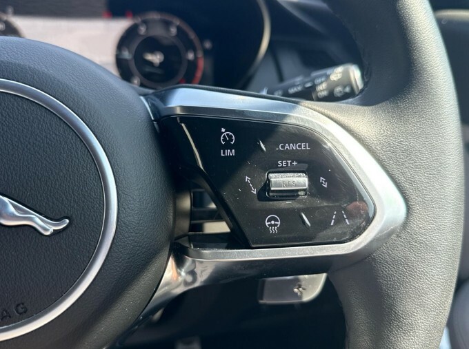 Jaguar E-Pace 1.5 P300e R-dynamic Se Black Estate Black #23