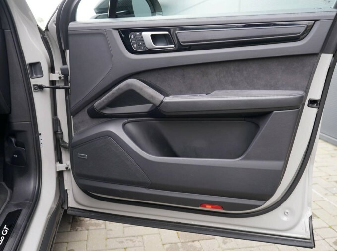 Porsche Cayenne E-hybrid Tiptronic S Blue #41