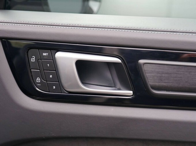 Porsche Cayenne E-hybrid Tiptronic S Blue #42