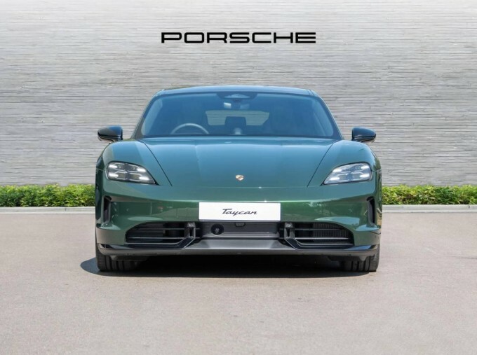 Porsche Taycan Taycan Limousine Green #6