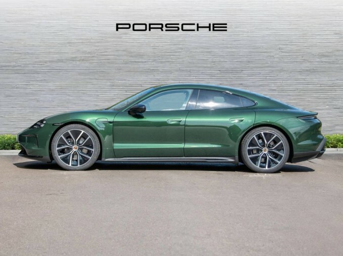 Porsche Taycan Taycan Limousine Green #2