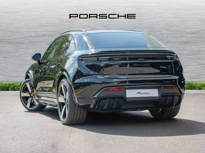 Porsche Macan 100Kwh Gts 4Wd 5-Door Black #3