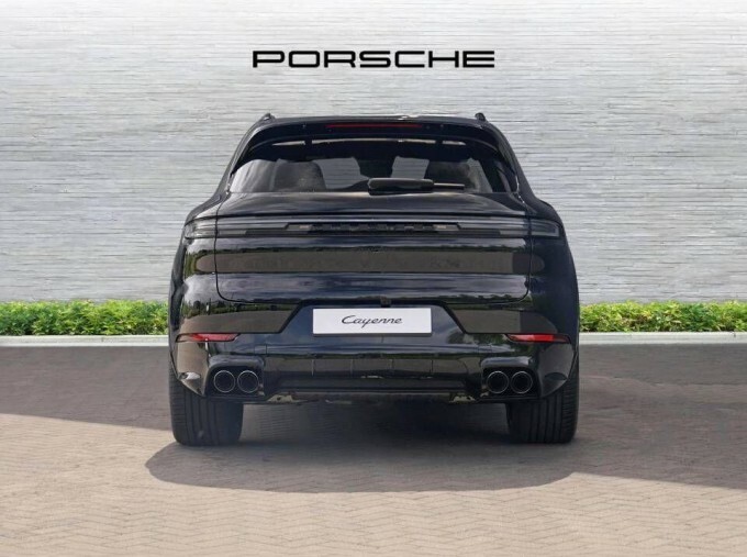 Porsche Cayenne 3.0T V6 Black Edition Tiptronics 4Wd Euro 6 5-Door Black #4