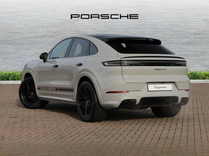 Porsche Cayenne 4.0T V8 S Tiptronicswd Euro 6 5-Door  #2