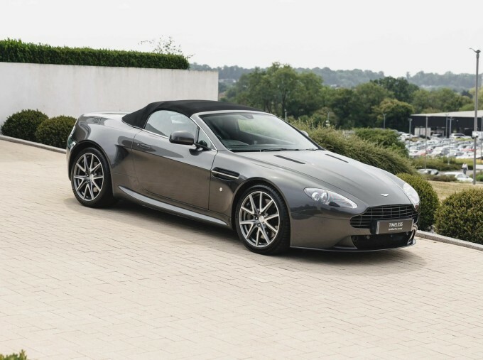 Aston Martin Vantage 2013 4.7 V8 Roadster 420 Bhp White #26