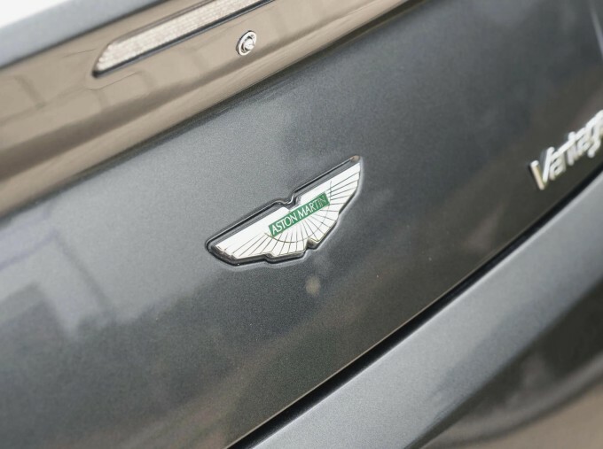 Aston Martin Vantage 2013 4.7 V8 Roadster 420 Bhp White #18